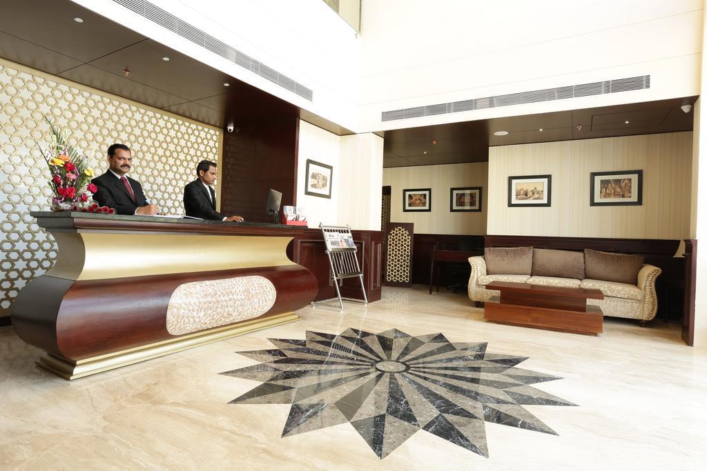 Comfort Inn Sapphire - A Inde Hotel Jaipur Exteriör bild