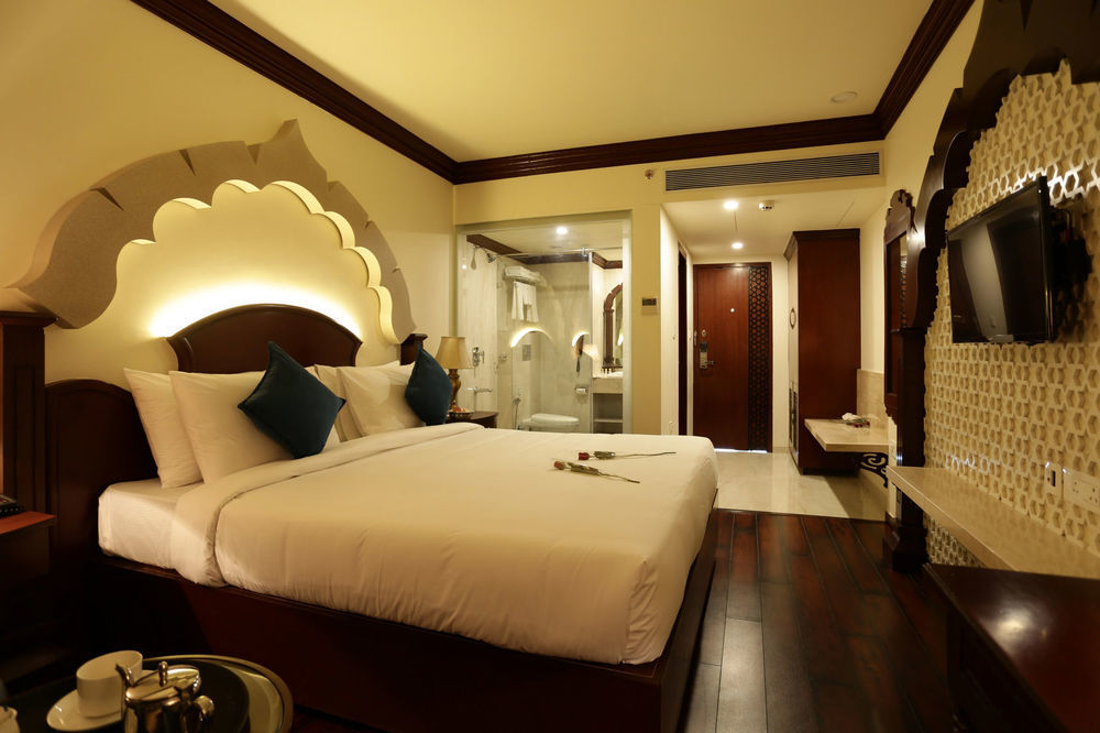 Comfort Inn Sapphire - A Inde Hotel Jaipur Exteriör bild