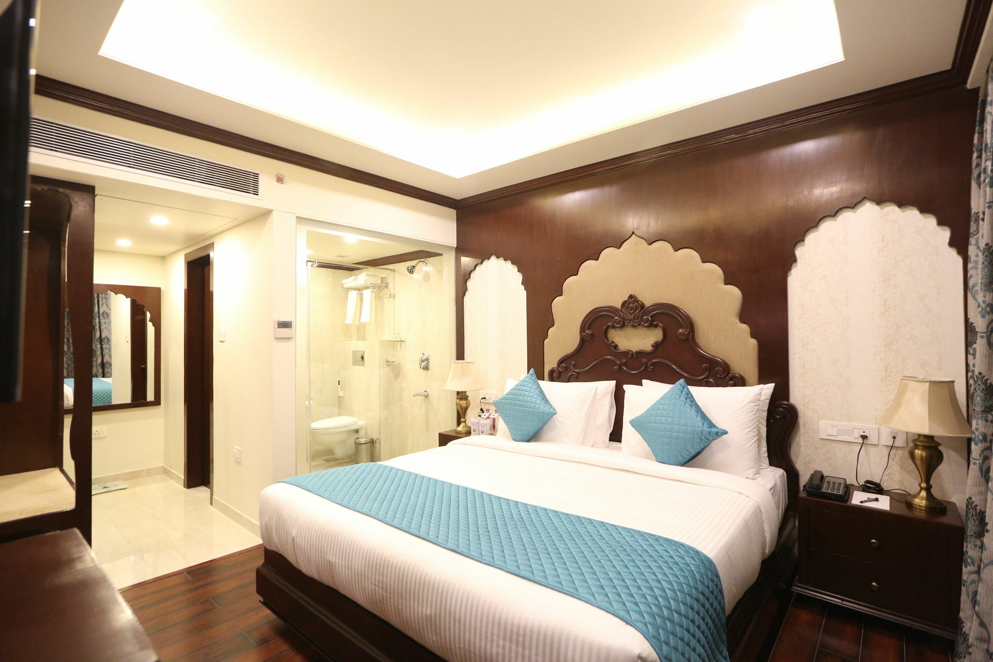 Comfort Inn Sapphire - A Inde Hotel Jaipur Exteriör bild
