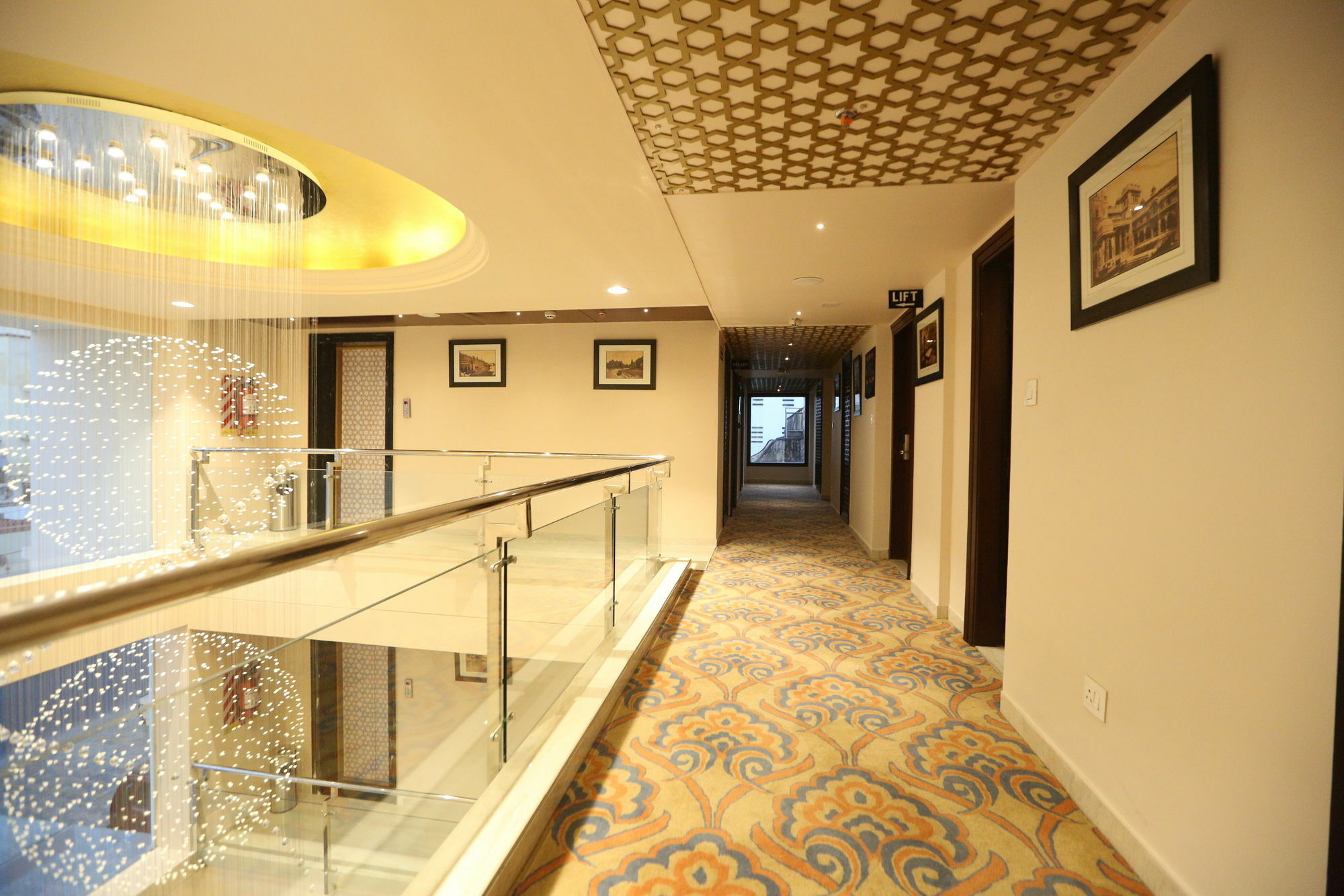 Comfort Inn Sapphire - A Inde Hotel Jaipur Exteriör bild